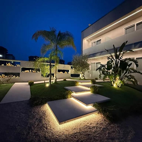 Courtyards &amp; Villas